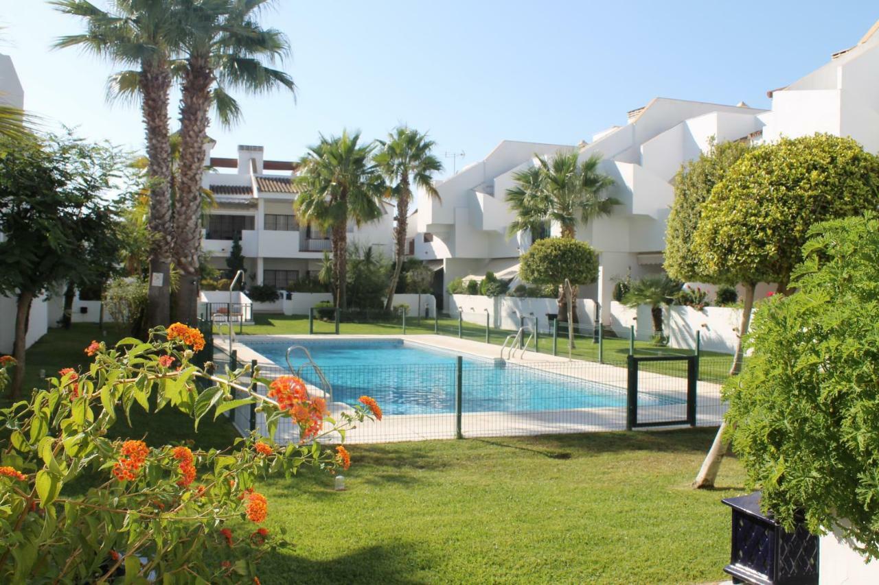 Apartamento En Urbanizacion Hacienda Golf Islantilla Isola Cristina Esterno foto