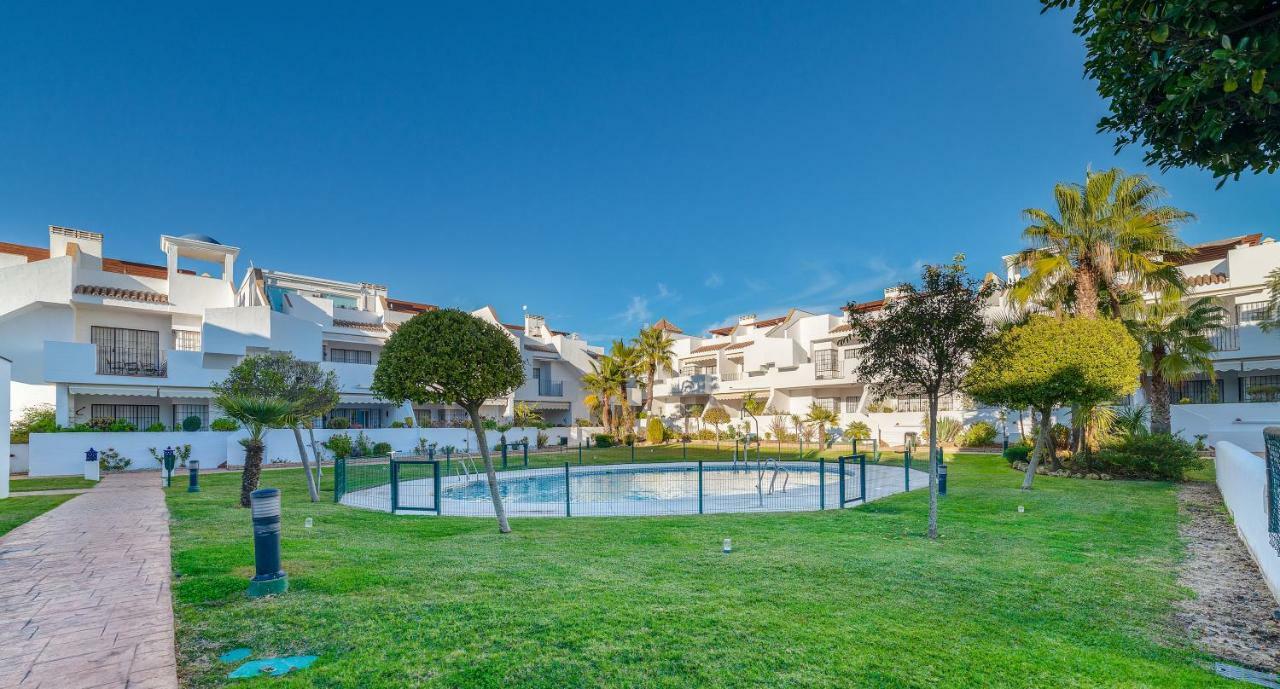 Apartamento En Urbanizacion Hacienda Golf Islantilla Isola Cristina Esterno foto